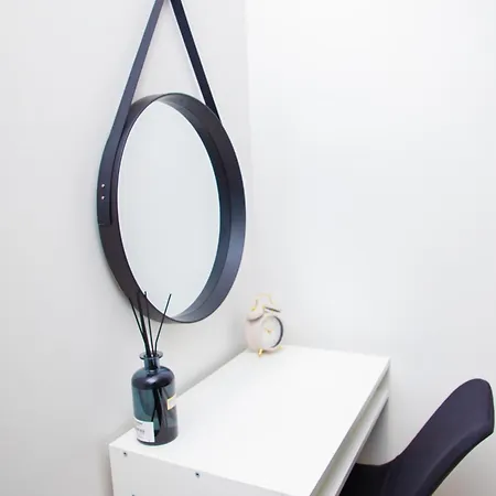 Le Relax Place - Metro 5 *
