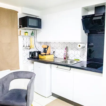 La Parenthese Urbaine - T2 Cosy Et Fonctionnel - Metro 5 * Bobigny