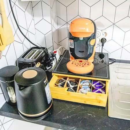 Apartment La Parenthese Urbaine - T2 Cosy Et Fonctionnel - Metro 5